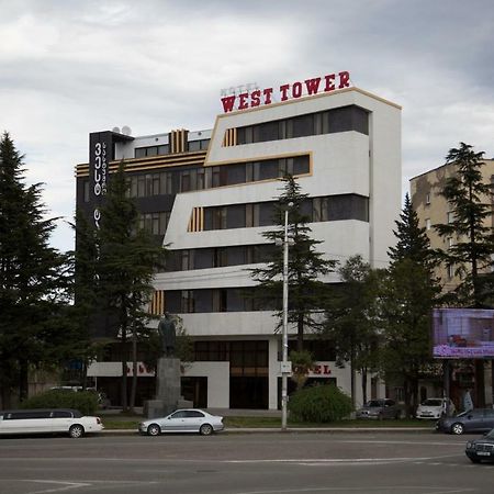 West Tower Hotel Кутаїсі Екстер'єр фото